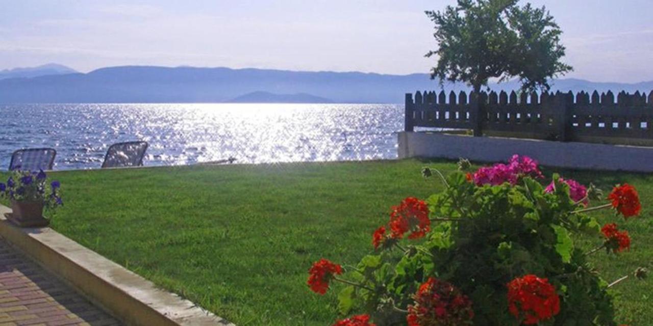 Seafront Apartments Kavos Ngoại thất bức ảnh